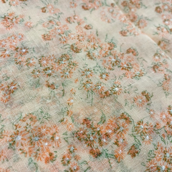 Vintage 1960s Batiste Fabric 1.5 yds
New